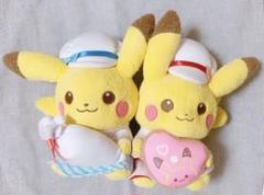 ぬいぐるみ Pikachu’s Sweet Treats ペアピカチュウ ぬいぐるみ ピカチュウ Pikachu With A Heart ｜【公式