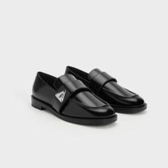 値下げ不可！新品未使用⭐︎38CHARLES & KEITH ローファー ローファー(レディース) | CHARLES & KEITH (チャールズアンド
