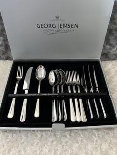 美品ジョージジェンセン★オールドデニッシュ★ディナーナイフ&フォーク★各5本 Pyramid stainless steel 16 piece cutlery set | Georg Jensen