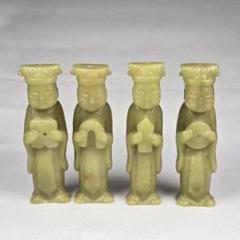 古美術 本藍田玉 手彫 漢代形制祭司像☆琮，璜，圭，璧☆玉礼器 置物 4点同出 古美術 本藍田玉 手彫 漢代形制祭司像☆琮，璜，圭，璧☆玉礼器