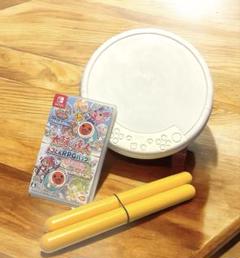 太鼓の達人　Nintendo Switch ソフト＋太鼓とバチ