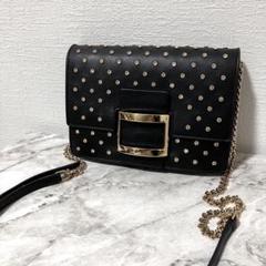 Roger Vivier ロジェヴィヴィエ レザー ビジュー ショルダーバッグ
