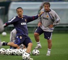 【値引き交渉可】2006 サッカー日本代表 ピステのサムネイル