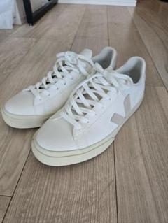 VEJA ホワイトスニーカー 26センチ　1回着用 VEJA ホワイトスニーカー 26センチ 1回着用 - メルカリ