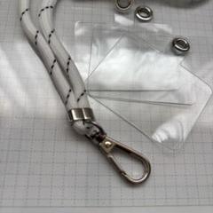 スマホ ストラップ　長さ調節　落下防止　ショルダー　シンプルデザイン
