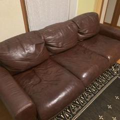人気の贈り物が 美品です❗️本革使いのラブソファ(マナベインテリアハーツ) - トリプルソファ