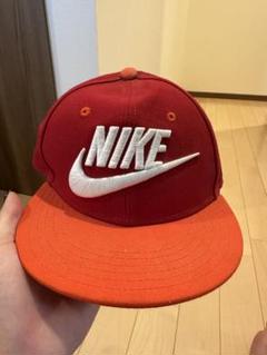 Nike 赤 オレンジ スナップバックキャップ