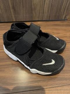 Nike エアリフトキッズ　22cm