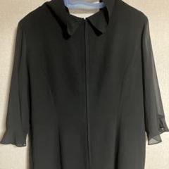 黒 ワンピーススーツ 半袖