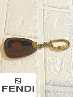 FENDI フェンディ キーリング キーホルダー ペカン(PEQUIN