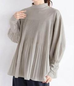 新品　スコットクラブ購入☆MIREPOIXプリーツ切替カットプルオーバー☆のサムネイル