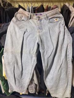 LABROS フラワーモチーフ デニムパンツのサムネイル