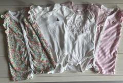 【4着まとめ売り】baby gap ロンパース　女の子用　80サイズ