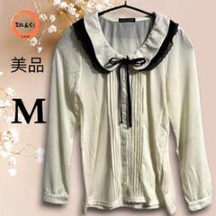 美品◎　レディース　ボウタイフリルブラウス　オフホワイト系　Ｍサイズ