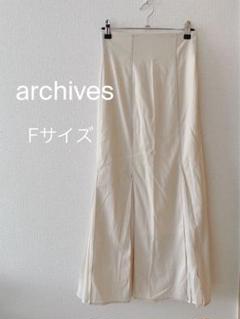 【新品未使用】archives タイトスカート Fサイズ