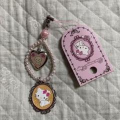 ♡チャーミーキティ鈴入りストラップ　レア物（2006年）希少品 ♡チャーミーキティ鈴入りストラップ レア物（2006年）希少品