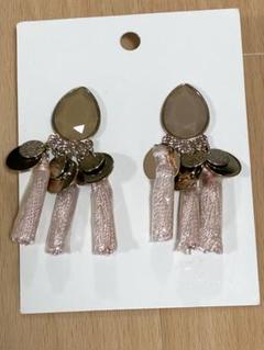 2025年最新】安室奈美恵 h&m ピアスの人気アイテム - メルカリ