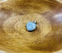 K18糸魚川青翡翠10×12mm四つ爪ペンダント【値下げ】
