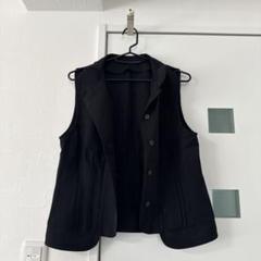 美品　liblre ブラック ノースリーブベスト Nサイズ 黒ベスト　黒ジレ