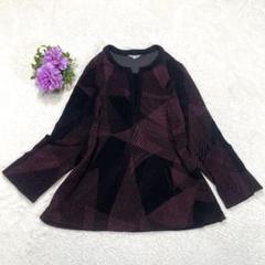 ニット　幾何学模様　アセテート　ストレッチ 総柄　ゆったり　L