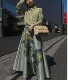 美品 Ameri ELLIE ASYMMETRY PLEATS DRESS AMERI ELLIE ASYMMETRY PLEATS DRESS