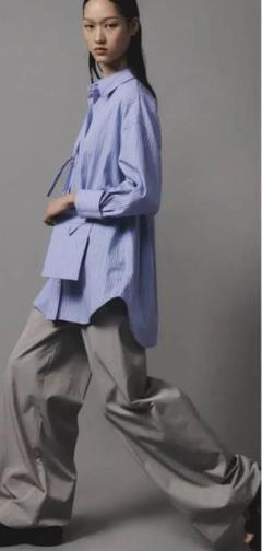 ZARA即完売品　ベルト付ストライプ柄シャツ
