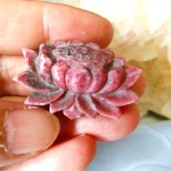 天然石ロードナイトシリカ蓮の花パーツ