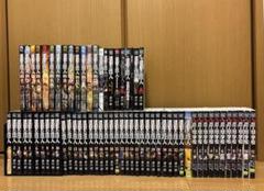 進撃の巨人　　全巻初版セット 新作グッ 進撃の巨人 TITAN ON ATTACK 初版多数 全冊帯付き 全巻