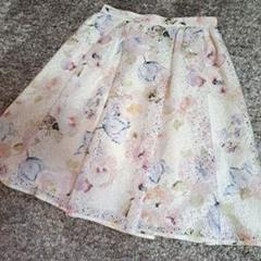 【美品】L'EST ROSE レストローズ☆豪華お花刺繍　黒　スプリングコート 楽天市場】レストローズの通販