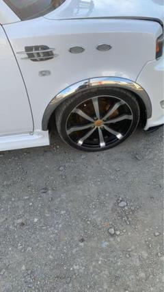 トヨタbB (NCP30) クロム　フロントフェンダー(カラーコード:064) トヨタbB (NCP30) クロムフロントフェンダー(カラーコード:064)