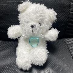 新品　白いクマのぬいぐるみ ハート型装飾付き