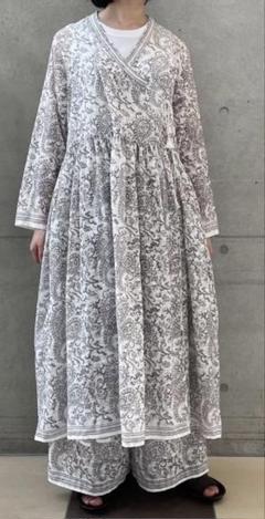 maison de soil ペイズリー柄カシュクールワンピース - メルカリ maison de soil ペイズリー柄カシュクールワンピース - メルカリ