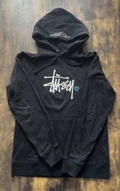 【肉厚‼︎】ステューシー　フルジップパーカー　刺繍ロゴ　即完売モデル STUSSY フルジップパーカー 刺繍ロゴ 肉厚 ベージュ L - メルカリ