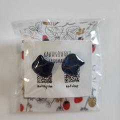 ハンドメイド　ネコピアス