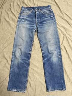 89年 リーバイス501XX ジーンズ ヒゲ 蜂の巣 アメリカ製 赤文字 520 89年 リーバイス501XX ジーンズ ヒゲ 蜂の巣 アメリカ製 赤文字