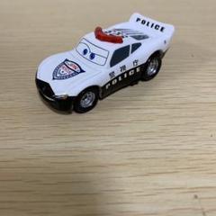 トミカ　カーズ　マックイーン　パトカータイプ　ミニカー　t