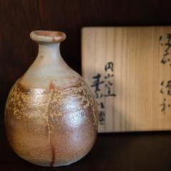 備前焼　金重素山　（人間国宝 金重陶陽の弟）備前徳利 共箱 備前焼 金重素山 （人間国宝 金重陶陽の弟）備前徳利 共箱
