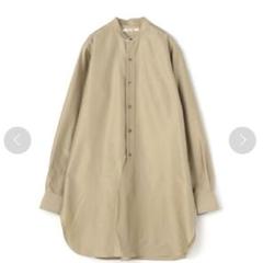 BACCA コットンバックサテン スタンドカラーロングシャツのサムネイル