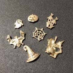 ハロウィン レジンパーツ 金属製 おばけ かぼちゃ 魔女 コウモリ レジン封入のサムネイル