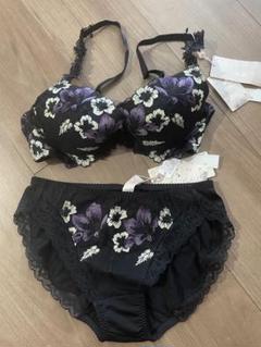 C70セクシーブラックフルール（ブルー）♥️ブラジャーショーツ
