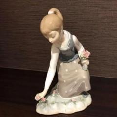 正規品・難あり・リヤドロ・LLADRO絶版No.31  花を摘む少女 正規品・難あり・リヤドロ・LLADRO絶版No.31 花を摘む少女