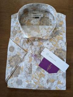 シンプルライフ・ LIBERTY FABRIC 小花柄プリント シャツ シンプルライフ・ LIBERTY FABRIC 小花柄プリント シャツ