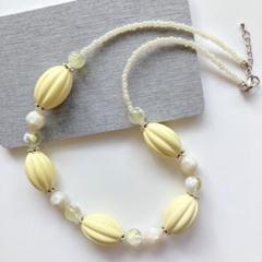 52cm　大きめ　クリーム　ハンドメイド　ビーズネックレス