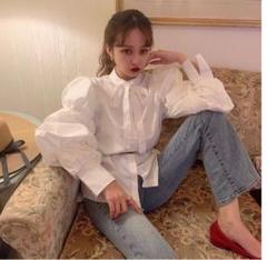 1着のみ入荷 white ribbon blouse ♡
