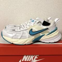 【新品】NIKE ウィメンズ V2K ラン メンズ 28cm 相当 スニーカー
