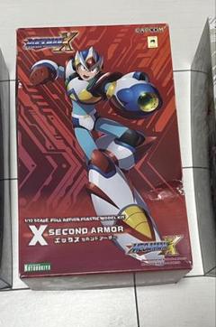 【CAPCOM限定】ロックマン３点 新品未開封フィギュア＋Tシャツ＋プラモ アマゾンで販売中のCAPCOM公式アパレルに新デザインが登場