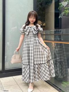 美品　AnMILLE ビックチェックリボンワンピース　ボウタイ　フレア　ロング丈 美品 AnMILLE ビックチェックリボンワンピース ボウタイ フレア