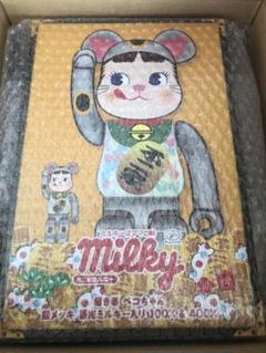 BE@RBRICK 招き猫ペコちゃん銀メッキ 蓄光ミルキー入り100%&400%のサムネイル