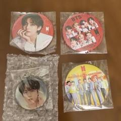 BTS 缶バッジ 4個セット - メルカリ