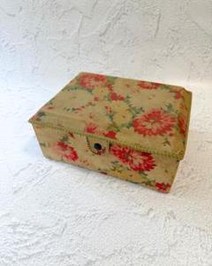 アンティークカルトナージュ　引き出し付BOX